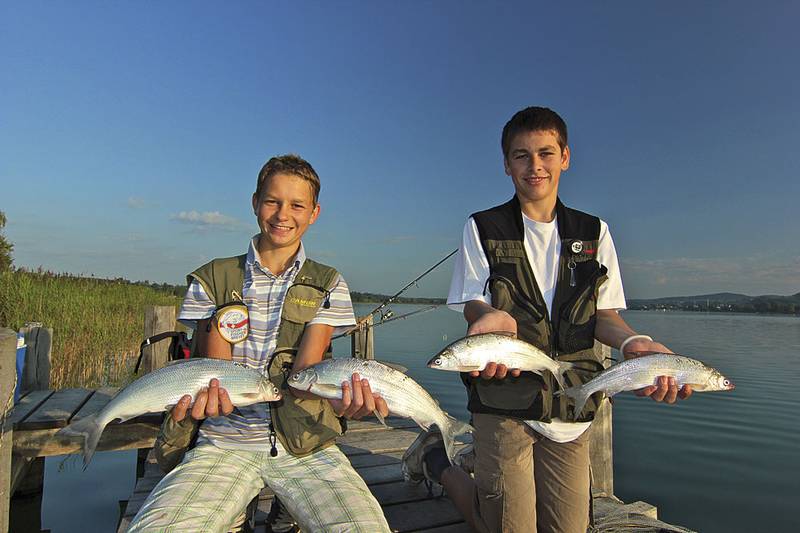 Viele Schweizer Jungfischer sind exzellent ausgebildet. Am 15. und 16. Juni können sie in Zuchwil ihren Altersgenossen und einem Fachpublikum zeigen, was sie alles draufhaben. Foto: dal