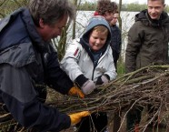 Beim Landesfischereiverband Westfalen nutzt man die einfache Technik, um Jungfischern praktische Erfahrungen bei der Gewässerhege zu ermöglichen. Fotos: www.lfv-westfalen.de