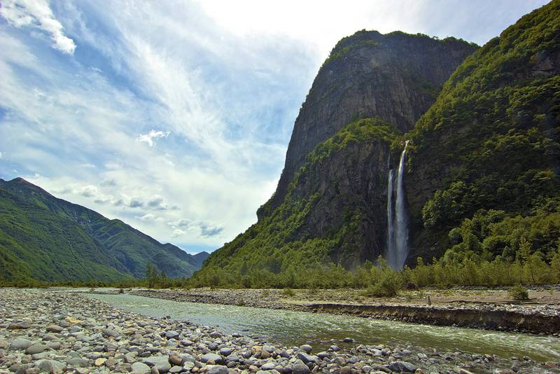 Die Maggia ist der letzte Schweizer Fluss, dessen Gewässerraum noch halbwegs den ursprünglichen Zustand erahnen lässt. Foto:dal