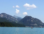 Mitten im See. Eine der tiefsten Stellen des Sees und wunderbar zum Fischen auf Saiblinge.